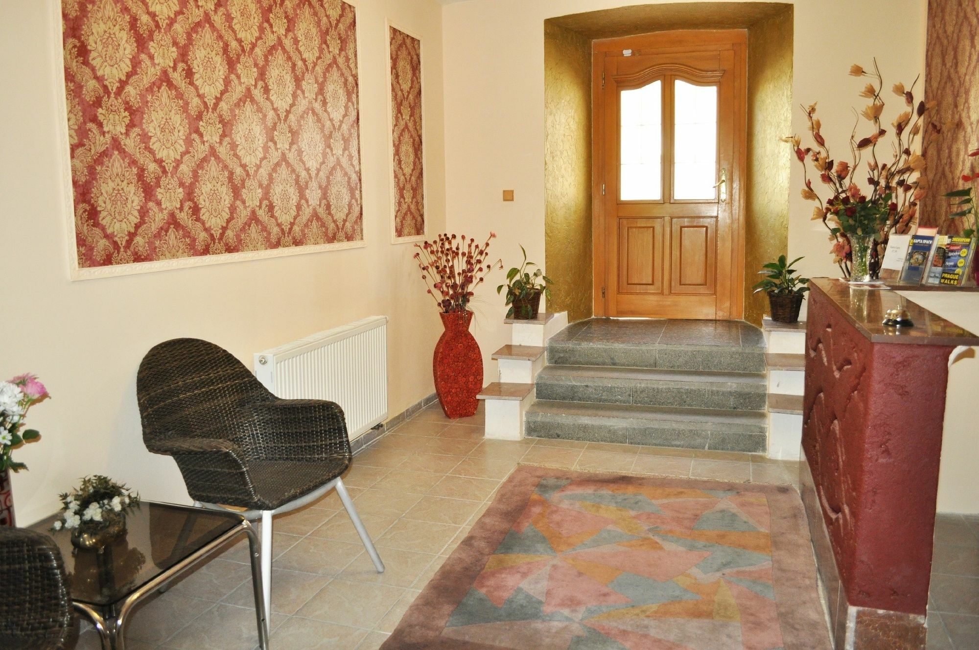 Pension Berg Prague Ngoại thất bức ảnh